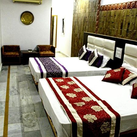 Kaveri Hotel And Restaurant Yamunānagar 외부 사진